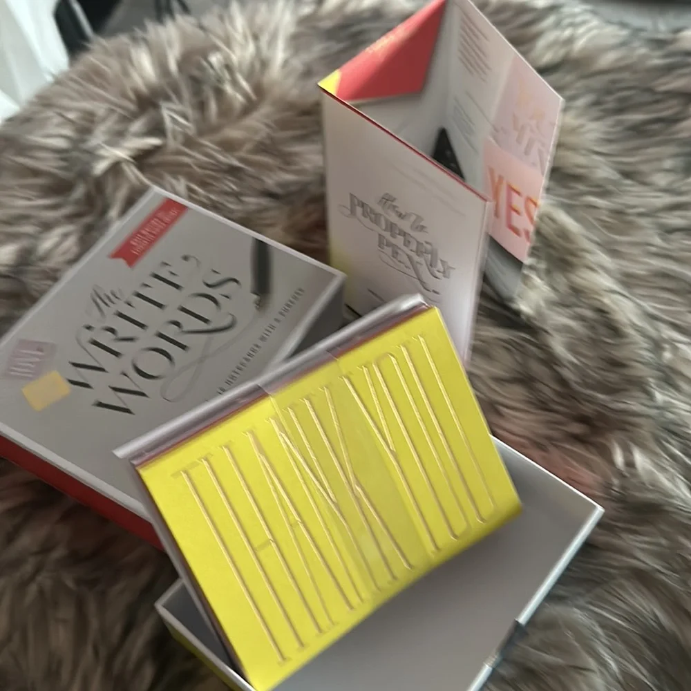 Galison The Write Words 16 Notecards